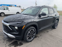 AMVIC Licensed Dealer The 2025 Chevrolet Trailblazer LT in Mosaic Black Metallic presents a stylish... (image 3)