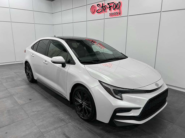 2023 Toyota Corolla XSE - VOLANT CHAUFFANT - INT. CUIR NOIR ET R in Cars & Trucks in Québec City