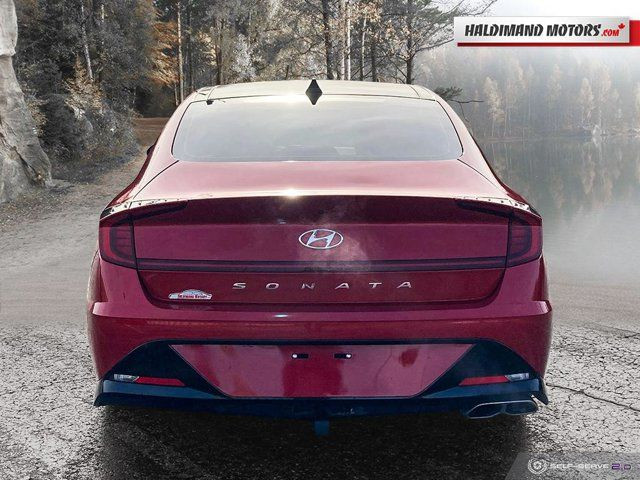  2020 Hyundai Sonata Luxury in Cars & Trucks in Hamilton - Image 4