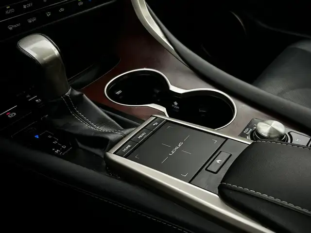 2021 Lexus RX 350 in Cars & Trucks in Calgary - Image 20