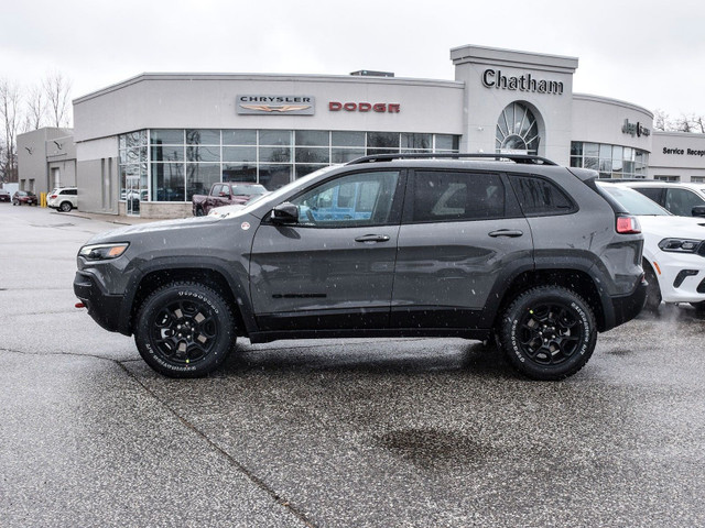 2023 Jeep Cherokee Trailhawk in Cars & Trucks in Chatham-Kent - Image 2
