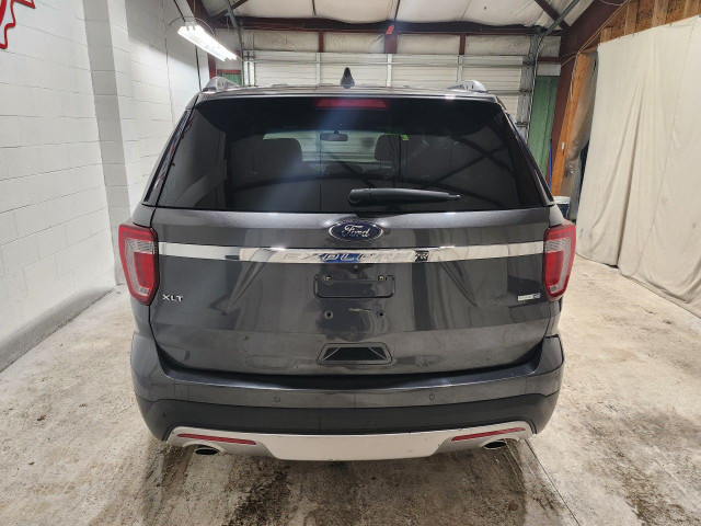 2016 Ford Explorer in Cars & Trucks in Windsor Region - Image 3
