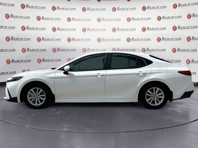2025 Toyota Camry SE / Heated Seats / Back up Camera in Cars & Trucks in Calgary - Image 2