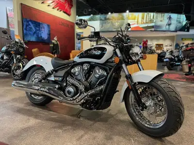 2025 Scout Classic limited with Tech in awesome Ghost White Metallic - rides modes, cruise control,...