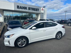 2020 Hyundai Elantra Preferred w/Sun & Safety Package IVT