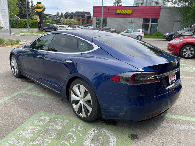 2020 Tesla Model S Long Range Plus 647 km Range (EPA) in Cars & Trucks in Calgary - Image 3