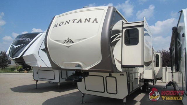 2017 KEYSTONE RV MONTANA 3660RL in Travel Trailers & Campers in Calgary - Image 3