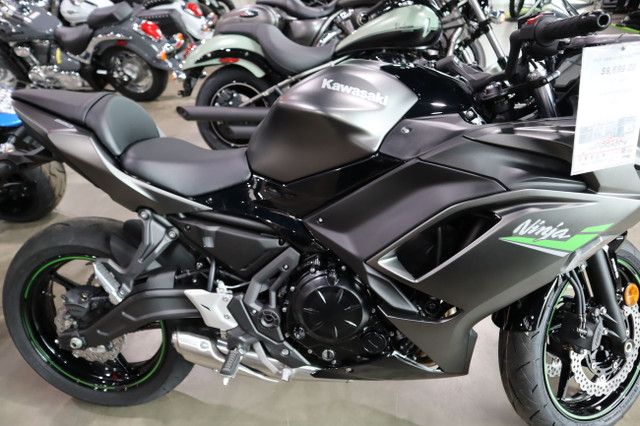 2023 Kawasaki Ninja 650 Metallic  in Sport Touring in Edmonton - Image 2