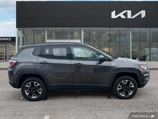 2017 Jeep Compass Trailhawk | Leather Interior | Remote Start in Cars & Trucks in Guelph - Image 3