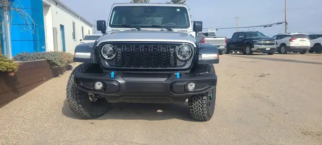 2024 Jeep Wrangler 4xe WILLYS in Cars & Trucks in Nipawin - Image 10