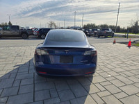 2022 Tesla Model 3 Long Range AWD with 91,000kms. Extended warranty is available. Financing and Leas... (image 5)