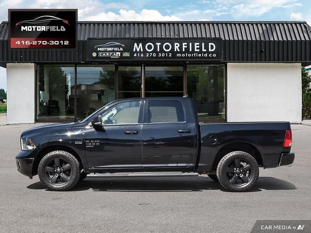 2019 Ram 1500 Classic SLT 4x4 Crew Cab 5.7L *Black Pkg, CarPlay* in Cars & Trucks in City of Toronto - Image 3
