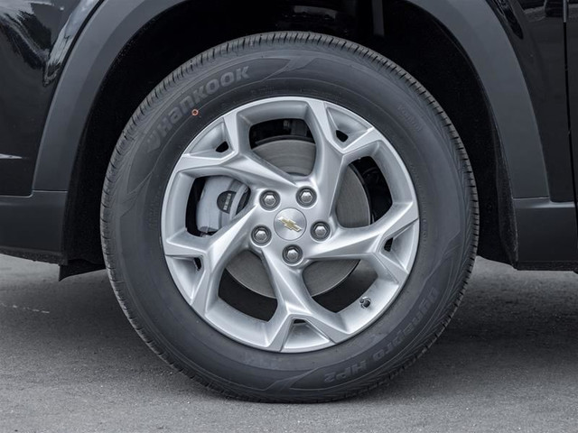 2025 Chevrolet Trax FWD 4dr LS Backup Cam | Heated Seats | Forwa in Cars & Trucks in Oakville / Halton Region - Image 4