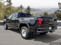 4WD Crew Cab 172 Denali Ultimate Engine: Turbocharged Diesel V8 6.6L/ Safety Equipment StabiliTrak,... (image 3)
