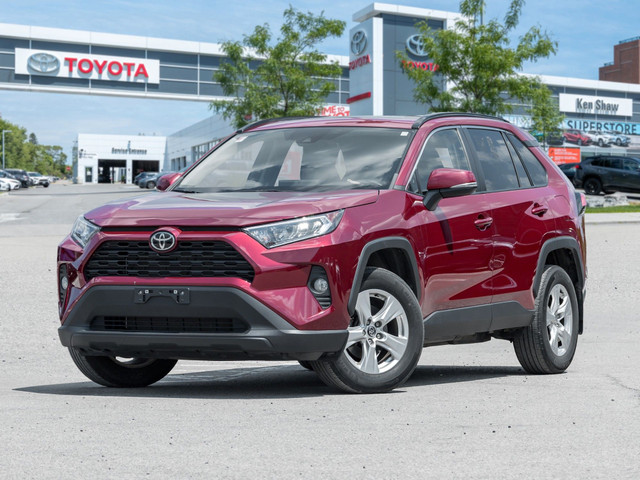 2020 Toyota RAV4 XLE SUNROOF / POWER DRIVER SEAT / PUSH BUTTO... in Cars & Trucks in City of Toronto
