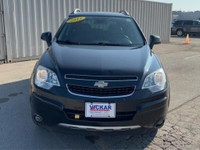 Leather Seats, Heated Seats, Sunroof, Remote Start, Garage Door Opener, Steering Wheel Controls, Cru... (image 1)