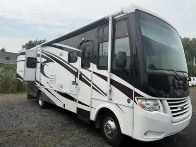. 2013 Newmar Bay Star 2901 ### FOR SALE   2013 Newmar Bay Star 2901 Compact Class A luxury in a nim...