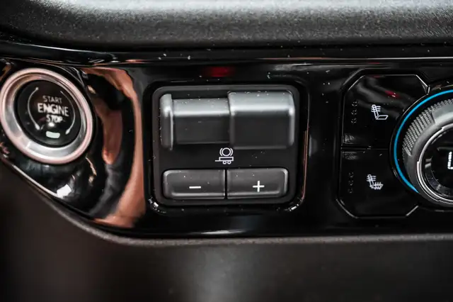 2022 Chevrolet Silverado 1500 RST Z71 Awd 4X4 Crew Cab / 5.3L V8 in Cars & Trucks in City of Montréal - Image 24