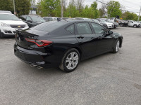 • Power_Steering • Power_Brakes • Power_Windows • Cruise_Control • Alloy_Wheels • Power_Lumbar_Suppo... (image 4)