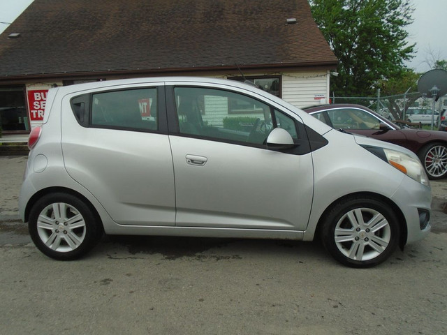 2015 Chevrolet Spark 5dr HB CVT LT w-1LT in Cars & Trucks in St. Catharines - Image 4