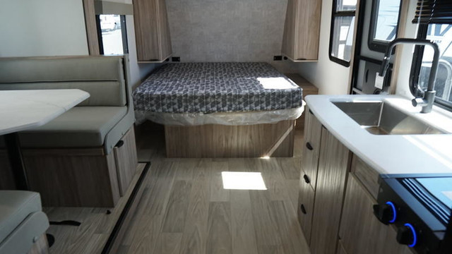 2025 Winnebago M-Series 1923RB in Travel Trailers & Campers in Ottawa - Image 3