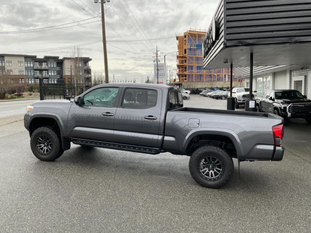  2021 Toyota Tacoma Base in Cars & Trucks in Delta/Surrey/Langley - Image 3