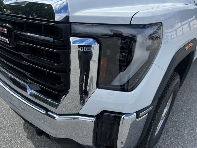 2025 GMC Sierra 3500HD Pro in Cars & Trucks in Penticton - Image 3