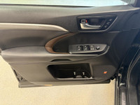 The 2019 Toyota Highlander Limited, available at Moose Jaw Nissan, is a sophisticated and versatile... (image 9)