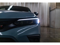 **ACCIDENT FREE - MECHANICALLY CERTIFIED** 46,707 KM This 2022 Honda Civic Si Sedan is powered by a... (image 5)