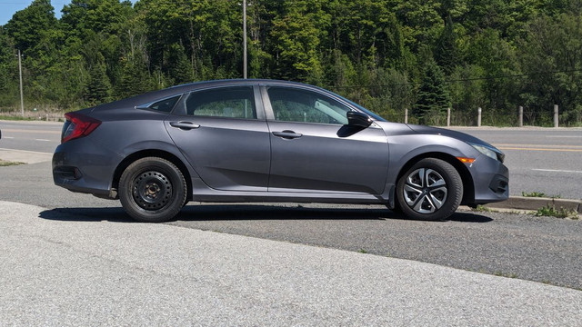 2016 Honda Civic DX in Cars & Trucks in Oakville / Halton Region - Image 4