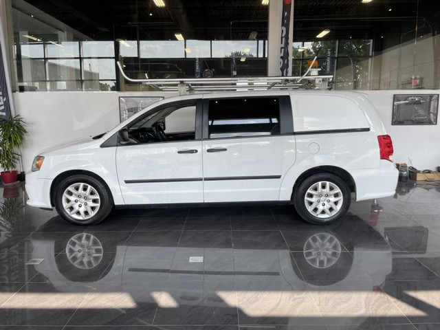 2015 Ram Cargo Van C/V in Cars & Trucks in City of Montréal - Image 4