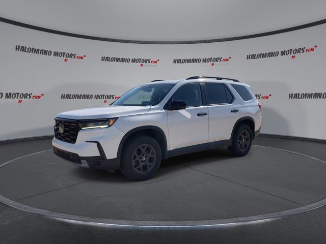 2023 Honda Pilot TrailSport in Cars & Trucks in Hamilton - Image 4