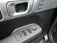 O'Regan's Dartmouth Hyundai is your one-owner headquarters and home to the largest selection of one... (image 4)