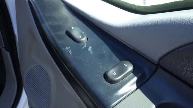 2006 Ford F650 16 Foot Flat Deck in Cars & Trucks in Delta/Surrey/Langley - Image 58