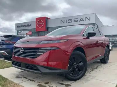 The 2025 Scarlet Ember Nissan Murano SV is a bold blend of style, comfort, and performance. Its stri...