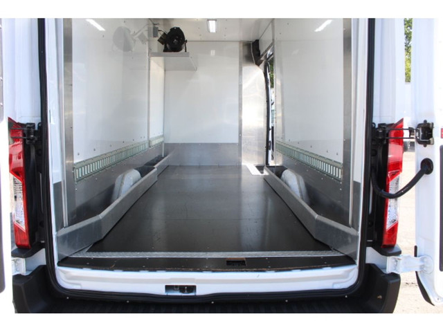 2023 Ford Transit Cargo Van T-350 148EL TOIT HAUT ALLONGÉ 44.000 in Cars & Trucks in Laval / North Shore - Image 4