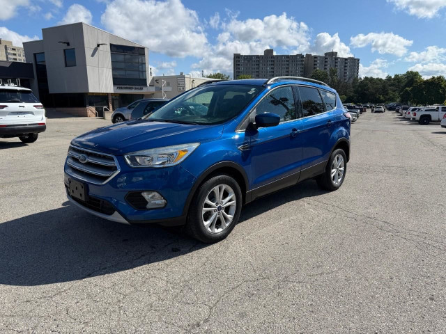 2017 Ford Escape SE 1.5L 4 CYLINDER | VERY FUEL EFFICIENT in Cars & Trucks in London