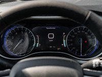 ENGINE: 3.6L PENTASTAR VVT V6 W/ESS (STD),BRIGHT WHITE,ENGINE BLOCK HEATER,BLACK SEATS,TRANSMISSION:... (image 2)