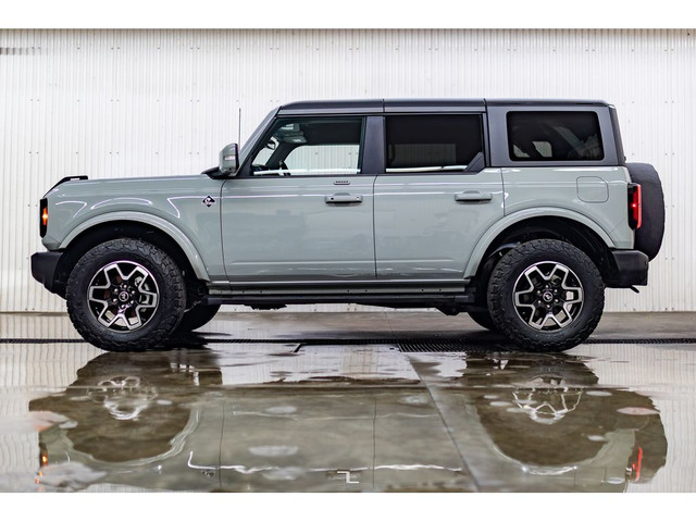 2023 Ford Bronco 4x4 Outer Banks Nav BCam in Cars & Trucks in Calgary - Image 3
