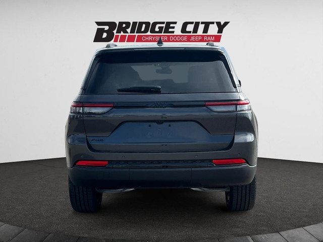 2025 Jeep Grand Cherokee Laredo - Aluminum Wheels in Cars & Trucks in Lethbridge - Image 4