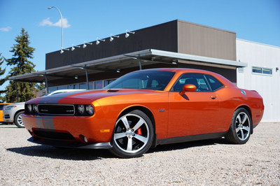 2011 Dodge Challenger SRT 392 **RARE COLOR TOXIC ORANGE**  