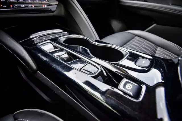 2022 Buick Envision Avenir • SUNROOF • BOSE AUDIO • HUD • LEATHE in Cars & Trucks in Kingston - Image 28