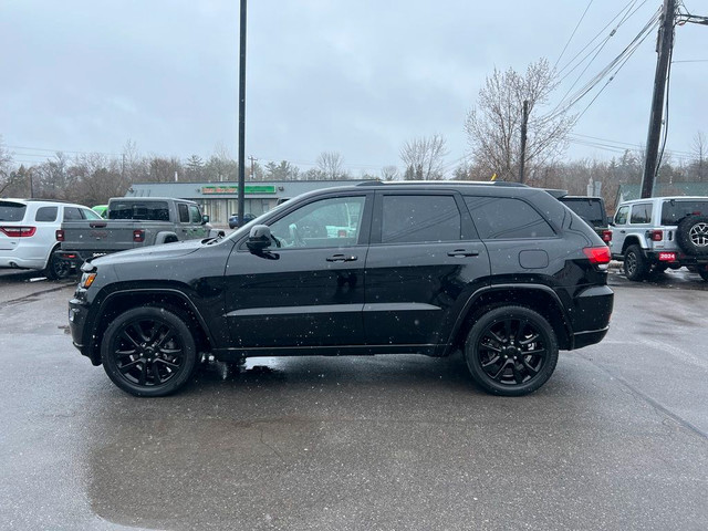  2019 Jeep Grand Cherokee Altitude 4x4 - Sunroof - Pwr Liftgate  in Cars & Trucks in Napanee - Image 2
