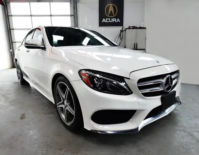 2016 Mercedes-Benz C-Class LOW KM,NO ACCIDENT,ONE OWNER,AWD,C 30 in Cars & Trucks in City of Toronto - Image 2