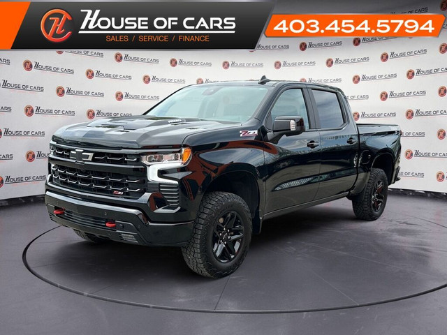 2024 Chevrolet Silverado 1500 4WD Crew Cab LT Trail Boss Z71 Dur in Cars & Trucks in Calgary