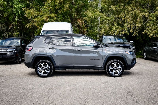 2022 Jeep Compass Trailhawk • HEATED SEATS/STEERING • POWER LIFT in Cars & Trucks in Kingston - Image 2