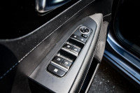 Wireless Charging, Blind Spot Monitoring, Lane Keep Assist, Forward Collision Mitigation, Heated Sea... (image 9)
