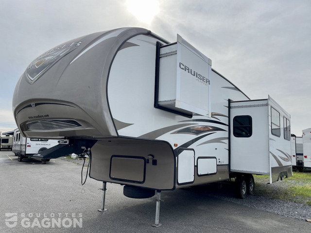2014 Cruiser Aire 30 DB Fifth Wheel in Travel Trailers & Campers in Lanaudière - Image 2