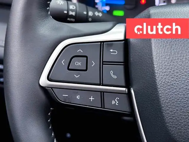 2024 Toyota Highlander Hybrid XLE AWD w/ Apple CarPlay, Heated F in Cars & Trucks in Ottawa - Image 27