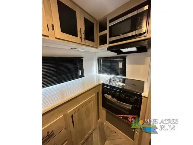 2023 Heartland Prowler 292SRK in Travel Trailers & Campers in Truro - Image 9